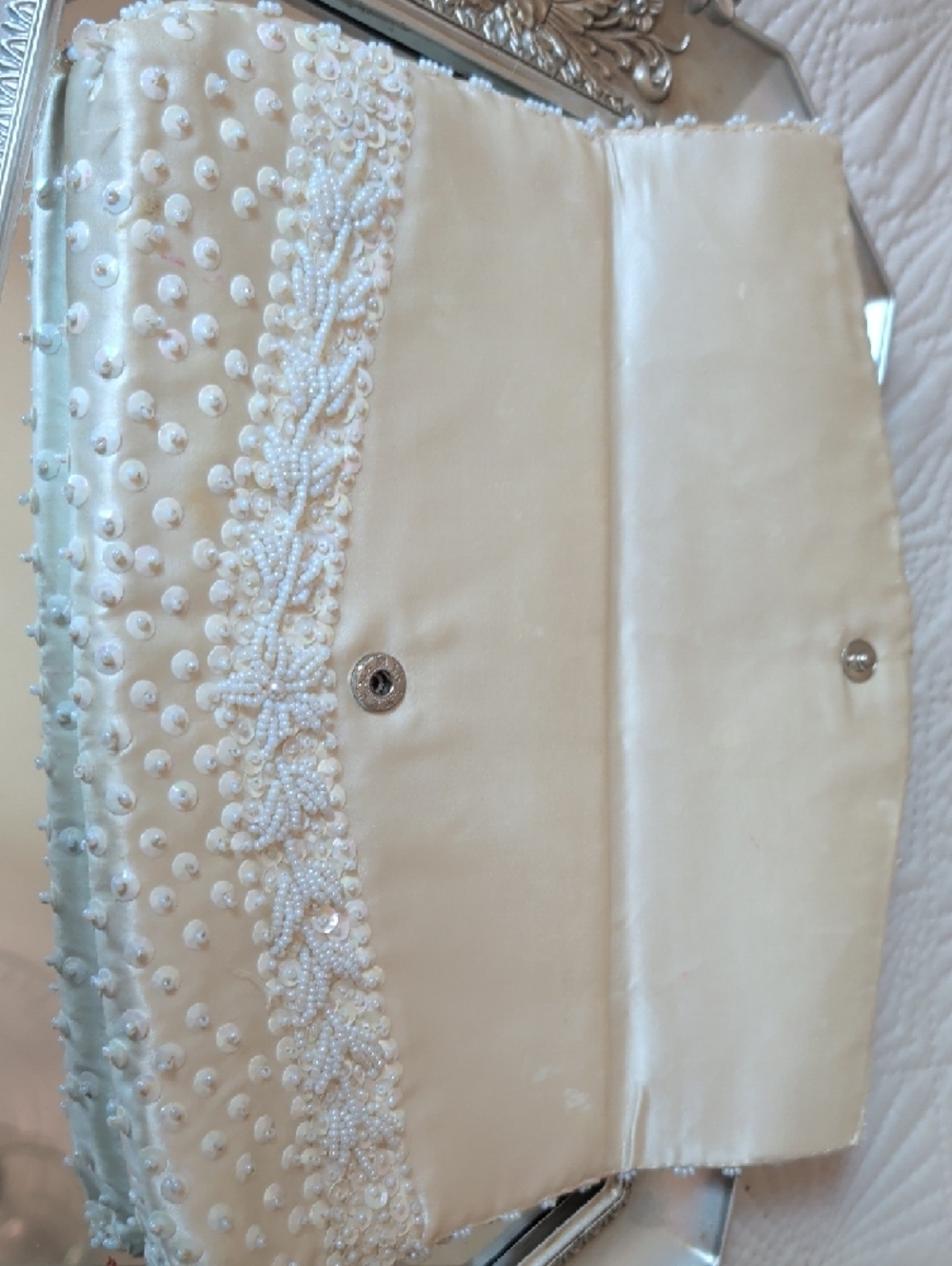 Elegant Ivory Beaded Wall Panel - Decorative Home Accent - Picture 5 of 6